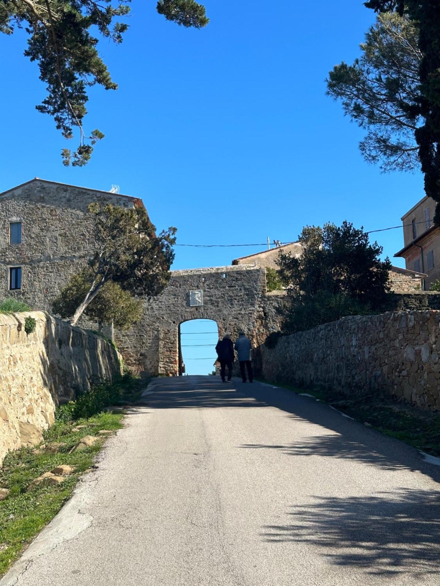 宛图里那La Casa Di Nonna Ottorina公寓 外观 照片