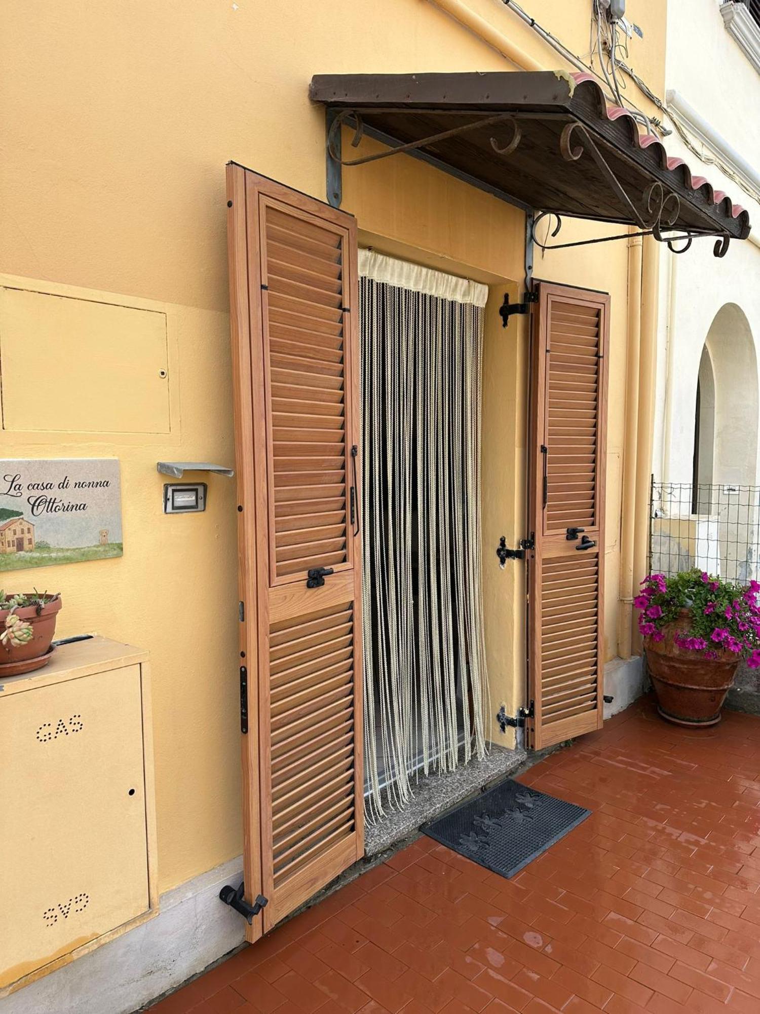 宛图里那La Casa Di Nonna Ottorina公寓 外观 照片